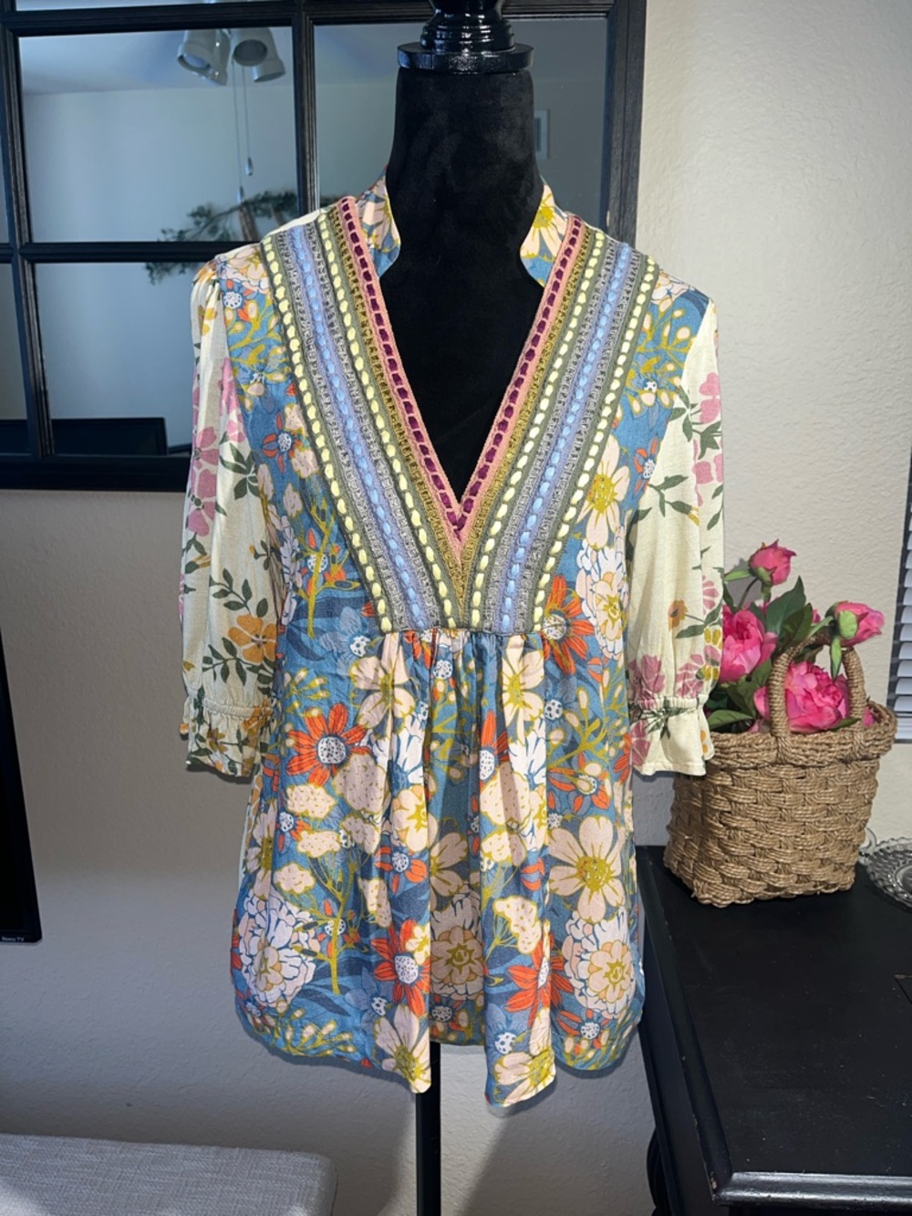 Floral Bohemian V‑Neck Tunic Top in Multi - Picture 2 of 7